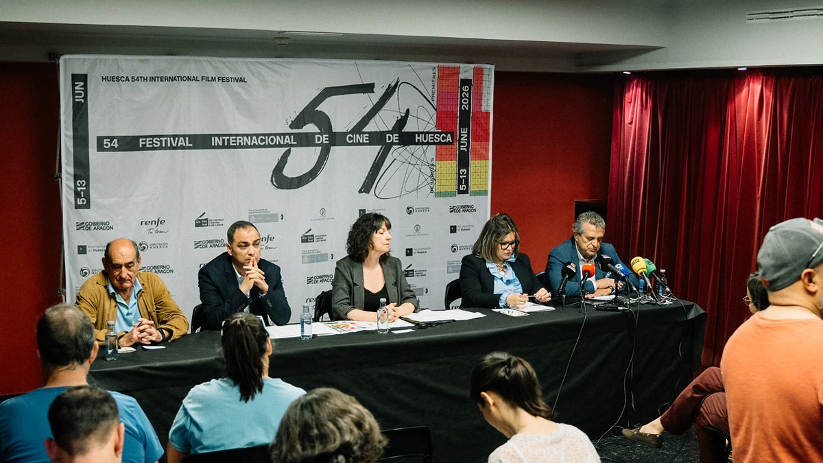 El Festival de Huesca homenajea a Eduard Fernández y Laia Costa en una edición con Portugal como 'País de Honor' 1 Presentación del programa del Festival de Huesca 2026. ©HIFF