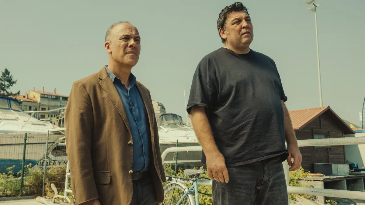 Javier Gutiérrez y Hovik Keuchkerian, juntos en 'Caldas: el último barco', la nueva serie de Disney+ 3 Javier Gutiérrez y Hovik Keuchkerian, juntos en 'Caldas: el último barco', la nueva serie de Disney+ 3