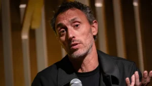 Una serie de León de Aranoa, documentales producidos por Bayona y lo nuevo de Paco León, Daniel Monzón o Sandra Romero, entre las novedades de Movistar Plus 2 Noticia destacada