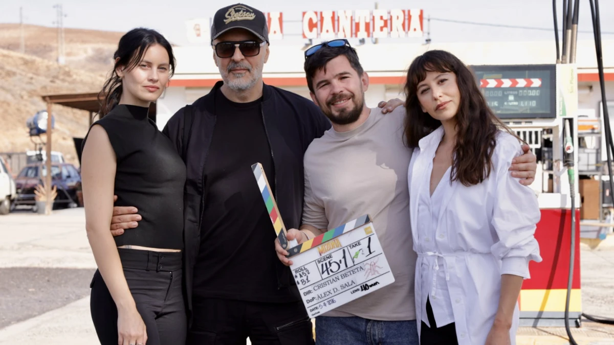 'Mi zona', un thriller ambientado en el desierto con Milena Smit, Roberto Álamo e Irene Escolar 2 Mi zona