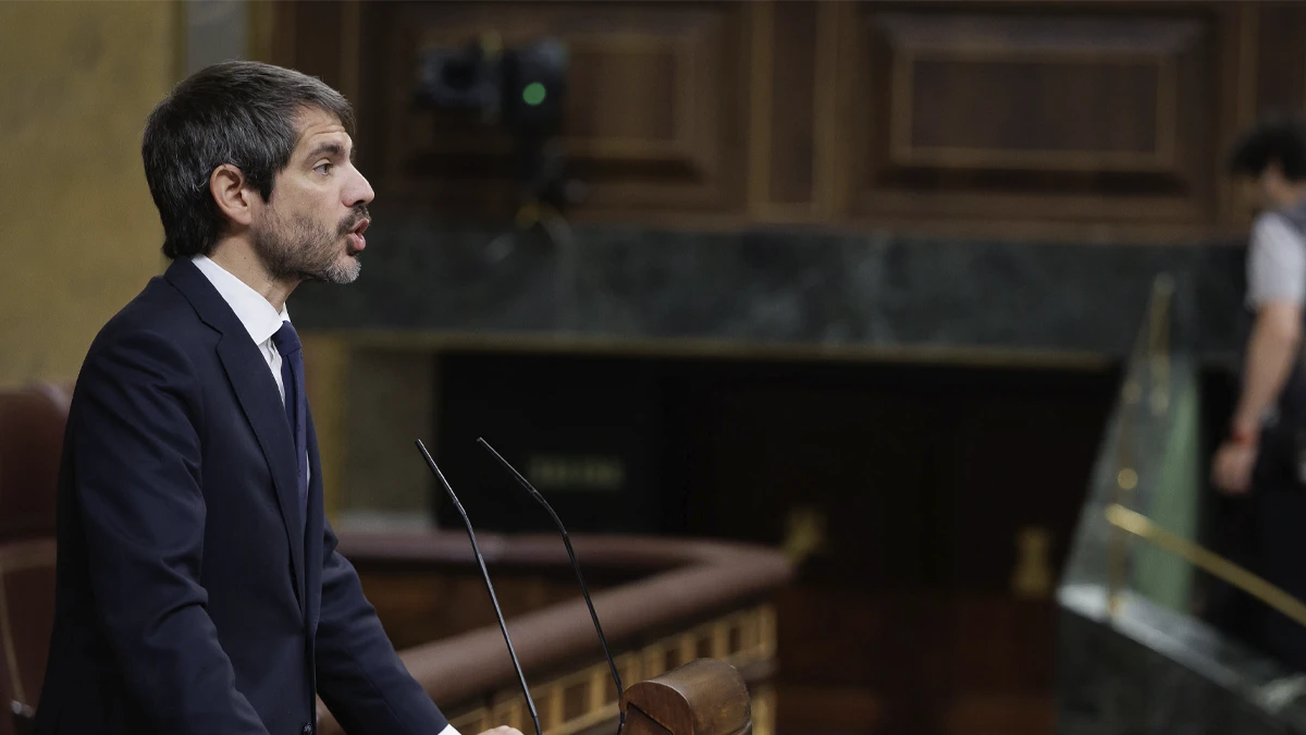 La Ley del Cine supera el primer trámite para su aprobación con la promesa de incorporar las reclamaciones del sector 3 El ministro de Cultura, Ernest Urtasun, durante su intervención en la votación de las enmiendas a la Ley del Cine. ©Congreso de los Diputados