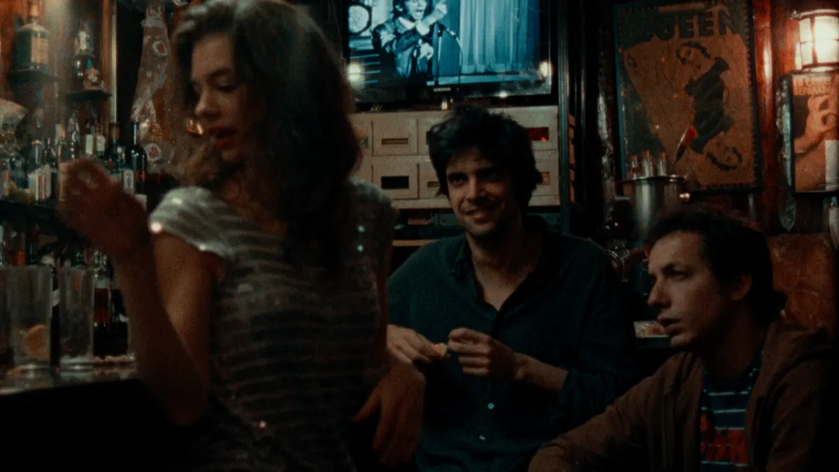 'Los ilusos 13+13': Jonás Trueba intensifica su película "cero" y la estrena en salas 2 'Los ilusos 13+13', película de Jonás Trueba