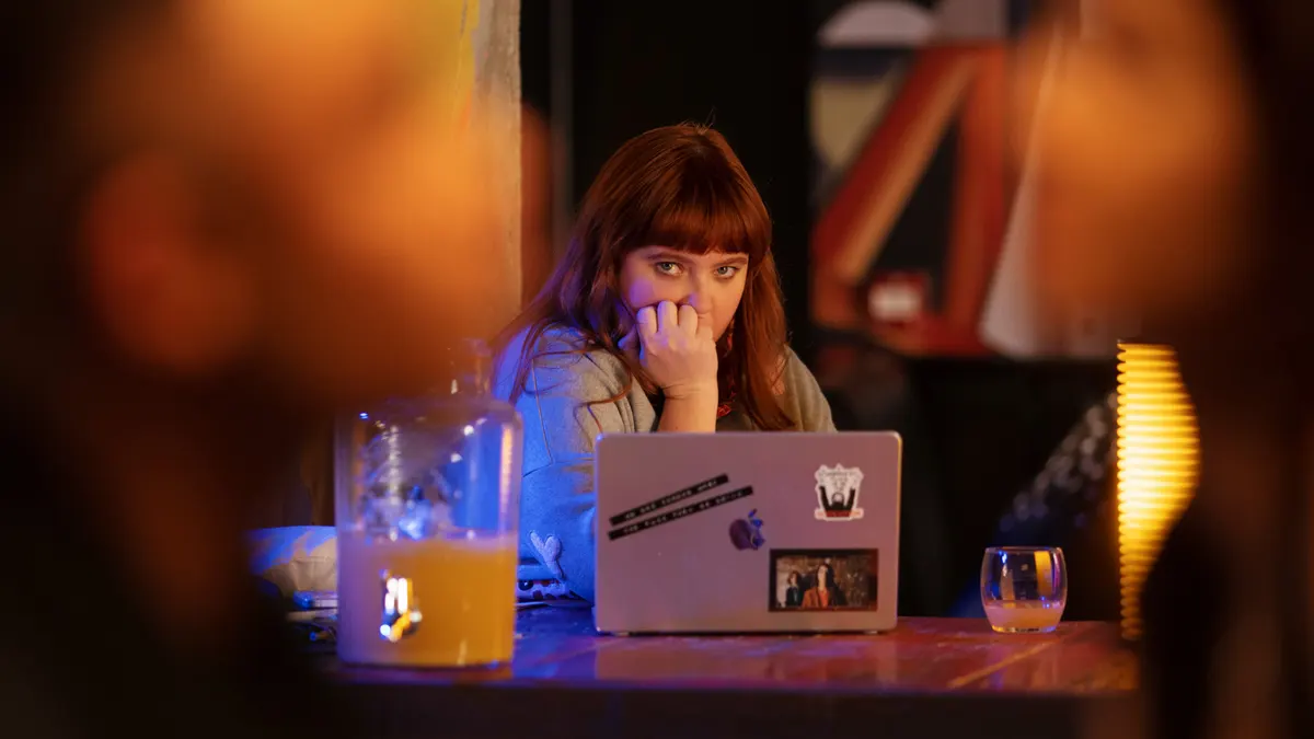 'Alguien debería prohibir los domingos por la tarde', la serie francesa de Isabel Coixet, se estrenará en el Festival South Series de Cádiz 2 'Alguien debería prohibir los domingos por la tarde', serie de Isabel Coixet