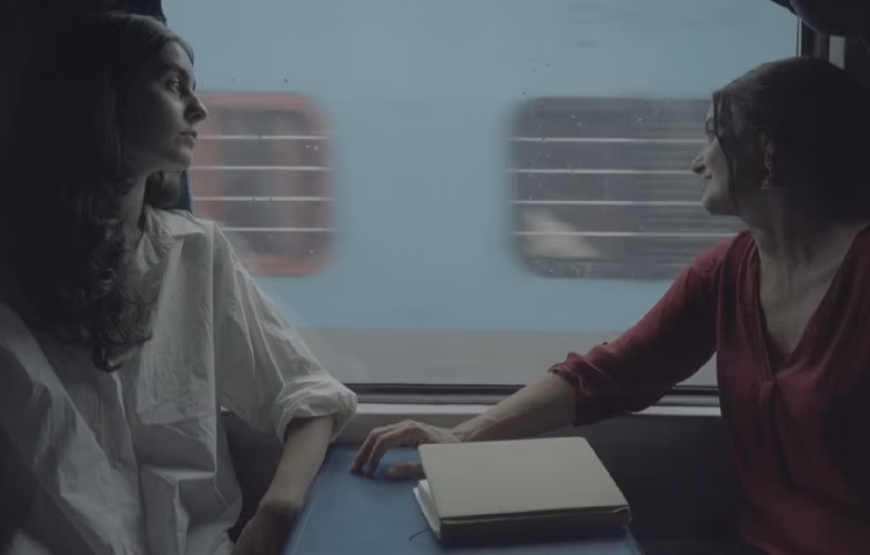 Fue a descubrir la India y terminó descubriendo a su madre: así es el documental 'Mudras. Bailando hilos invisibles' 2 Fue a descubrir la India y terminó descubriendo a su madre: así es el documental 'Mudras. Bailando hilos invisibles' 2