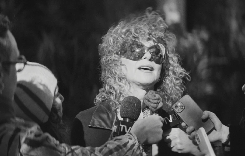 Primer adelanto de 'Cinemanía', la película de Marc Ferrer sobre un cineasta cuarentón en crisis 2 Primer adelanto de 'Cinemanía', la película de Marc Ferrer sobre un cineasta cuarentón en crisis 2
