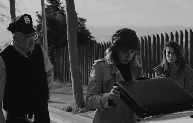 Premios para 'Salen las lobas', 'Todo es cárcel' o 'Adiós, ríos' en una Seminci sin españolas en el palmarés oficial 1 Premios para 'Salen las lobas', 'Todo es cárcel' o 'Adiós, ríos' en una Seminci sin españolas en el palmarés oficial 1